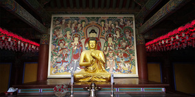 buddha-statue-im-tempel-von-pulkuksa.jpg
